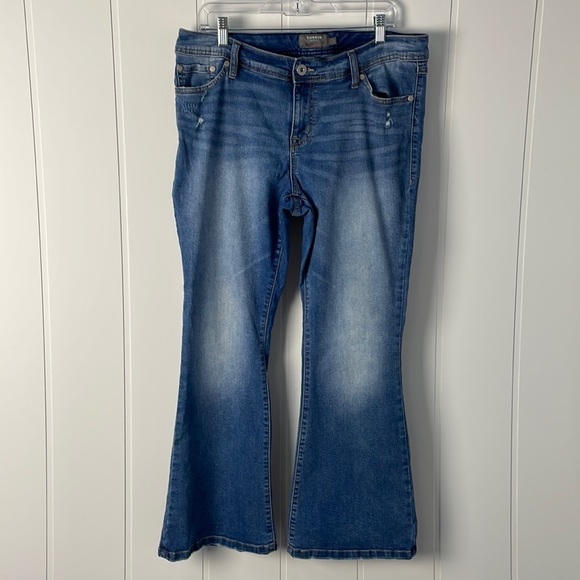 Torrid Luxe Slim Boot Cut Jeans Women's Size 14XS Soft Comfy Stretch Casual - Picture 1 of 15
